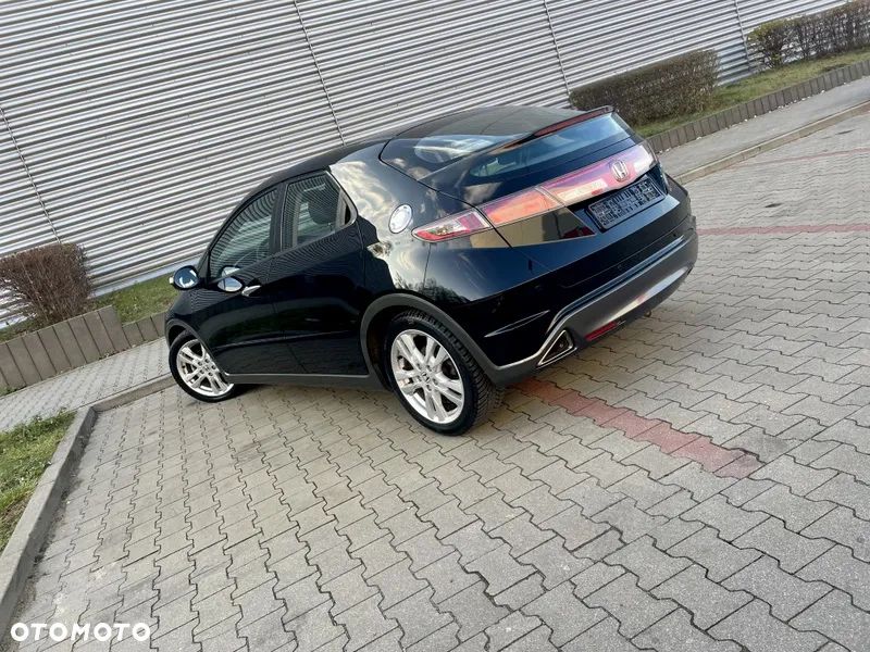 Honda Civic 1.8i-VTEC Sport - 27