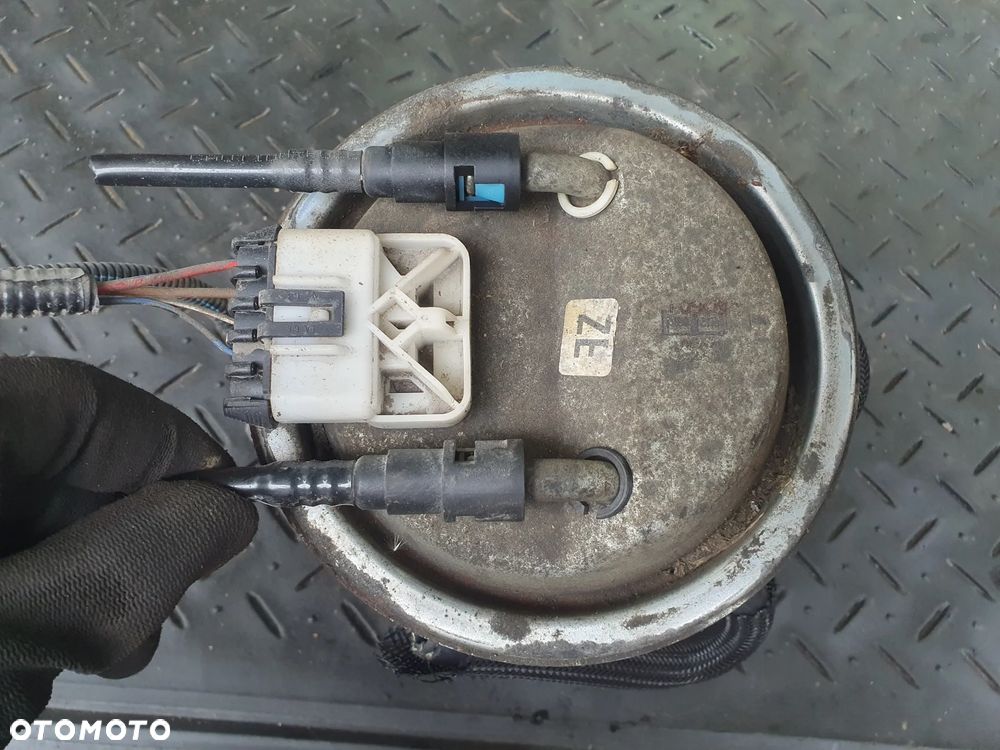 POMPA PALIWA OPEL CORSA C 9227844 1.2 16V POSIADAM 4 SZT - 2