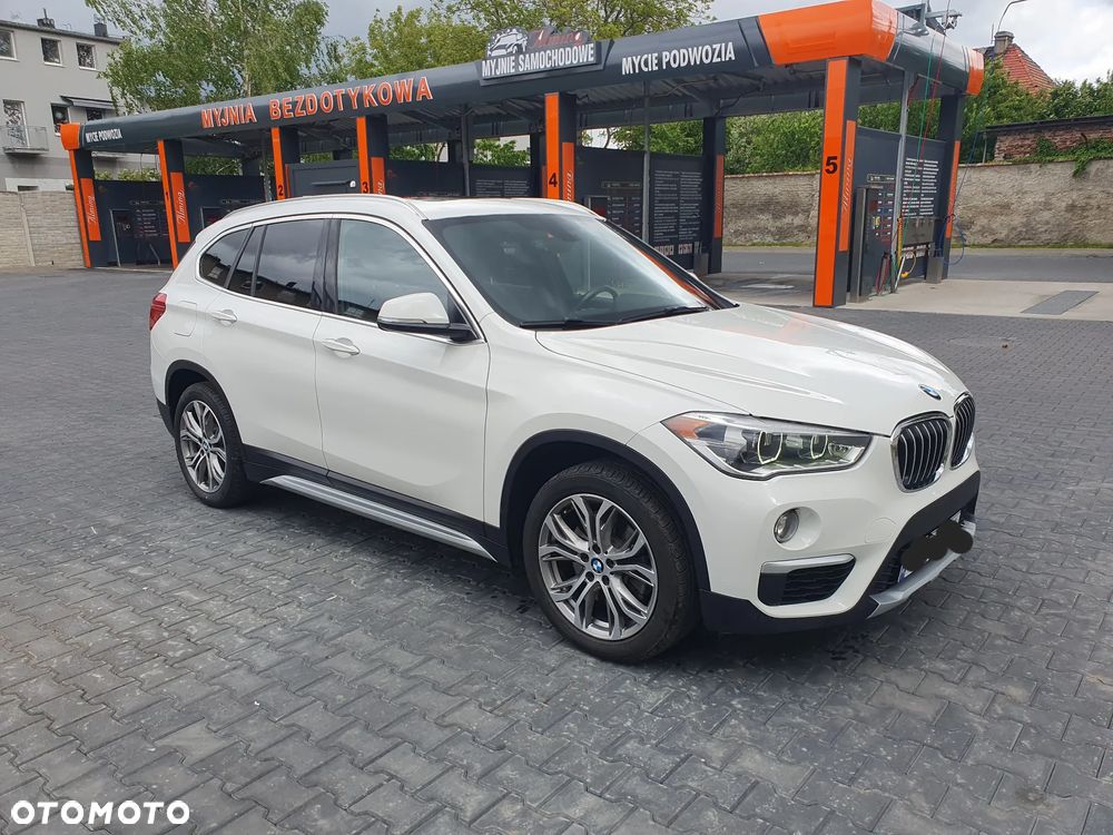 BMW X1 xDrive25i xLine - 4