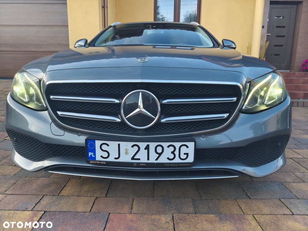 Mercedes-Benz Klasa E 300 de 9G-TRONIC Exclusive - 34