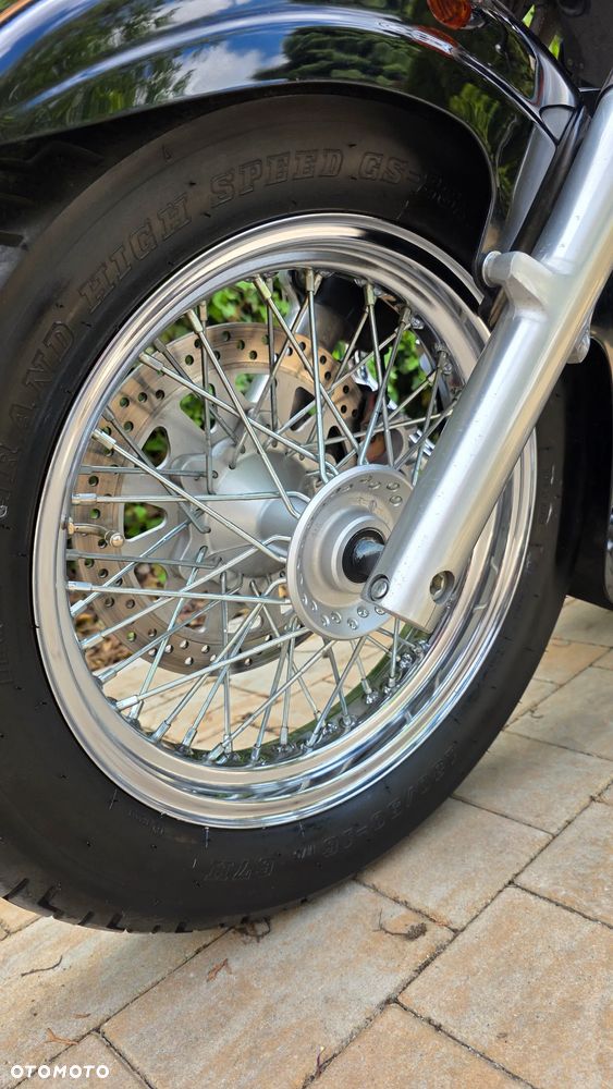 Suzuki Intruder - 6