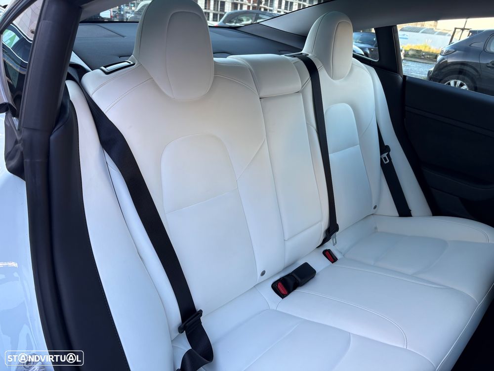 Tesla Model 3 Performance Dual Motor AWD - 11