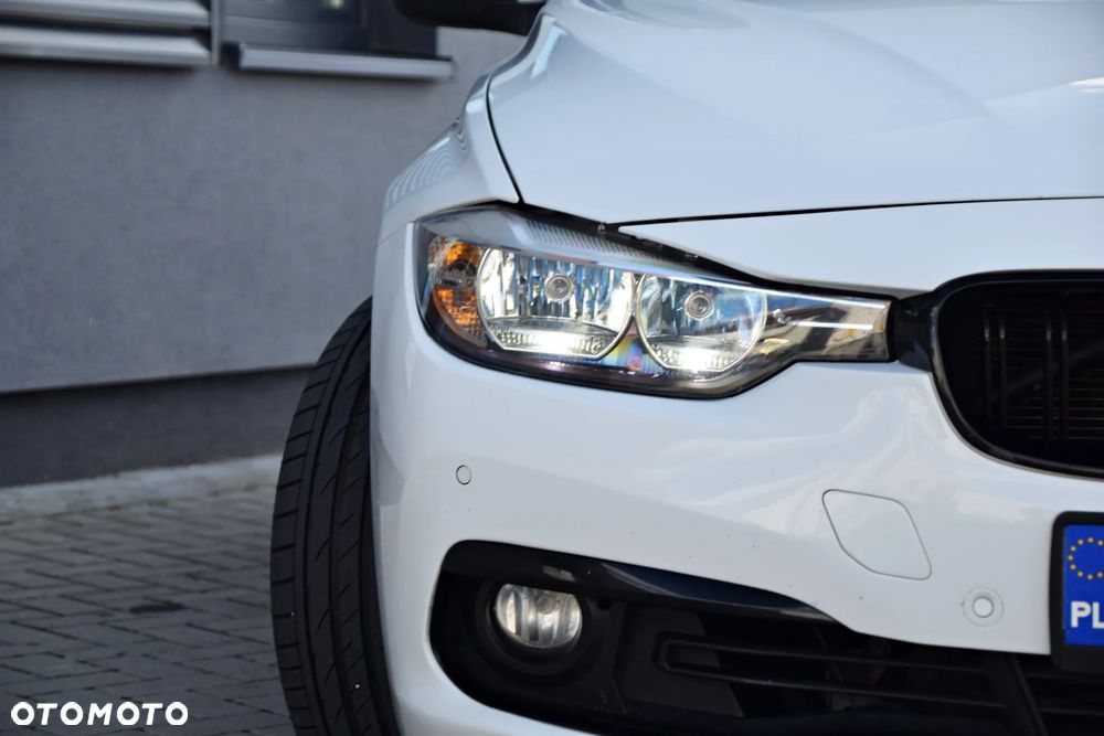 BMW Seria 3 318d - 16