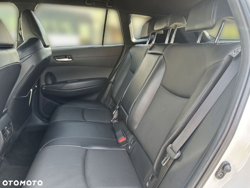Toyota Corolla Cross 2.0 Hybrid Premiere Edition - 17