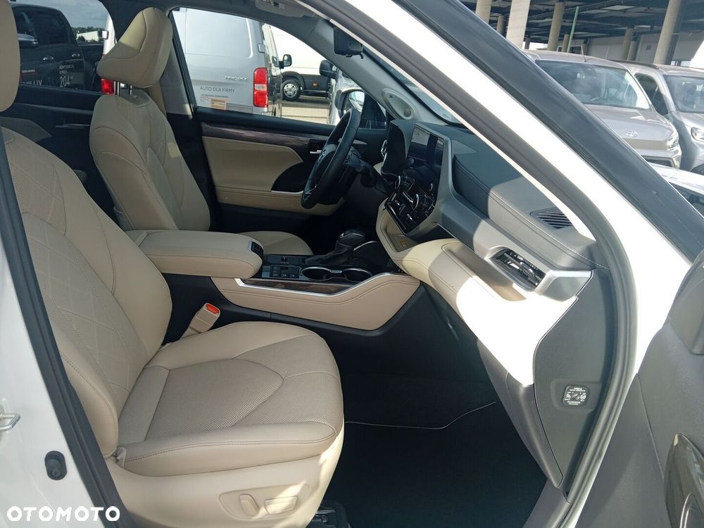 Toyota Highlander 2.5 Hybrid Executive - 10