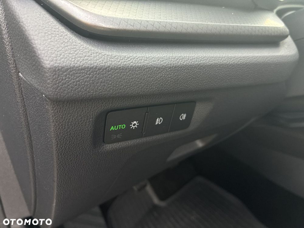 Skoda Octavia 1.5 TSI ACT Ambition - 21