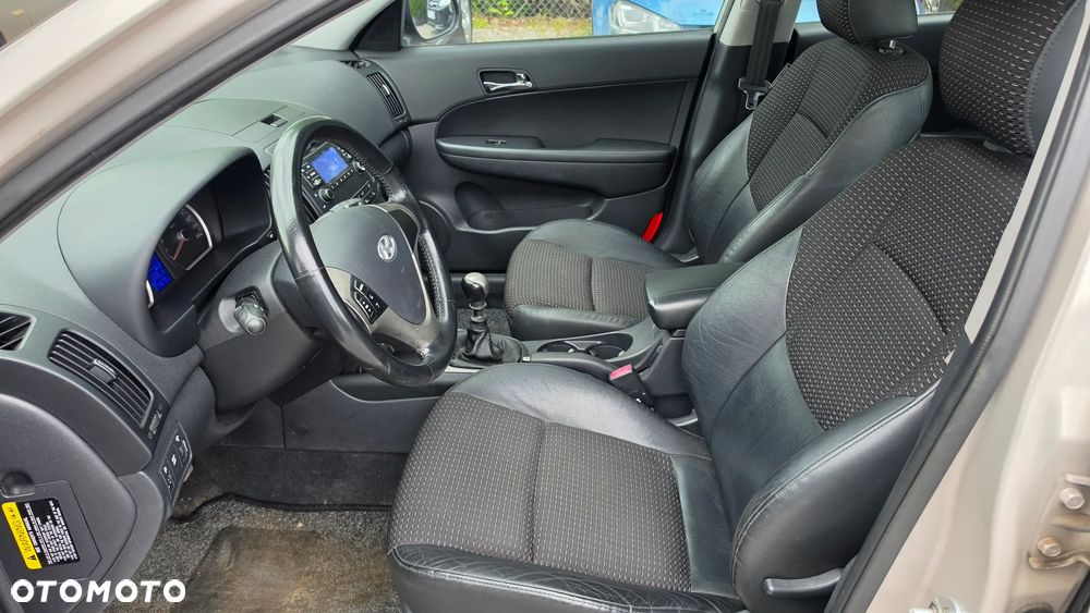Hyundai i30 1.6 CRDi Style - 14