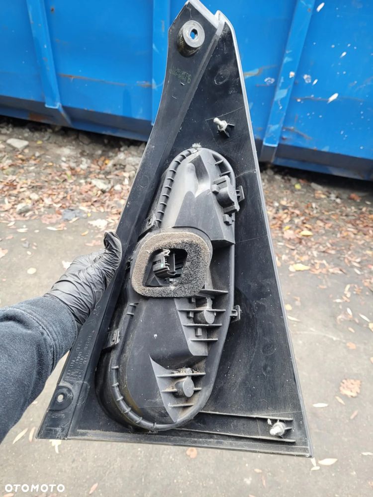 Lampy tylne Peugeot 107/ Citroen C1 Czerwone/Czarne - 3