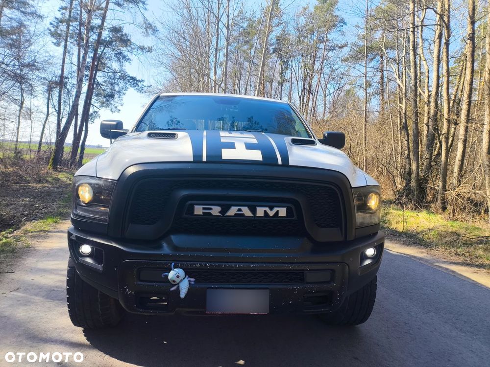 Dodge RAM - 1