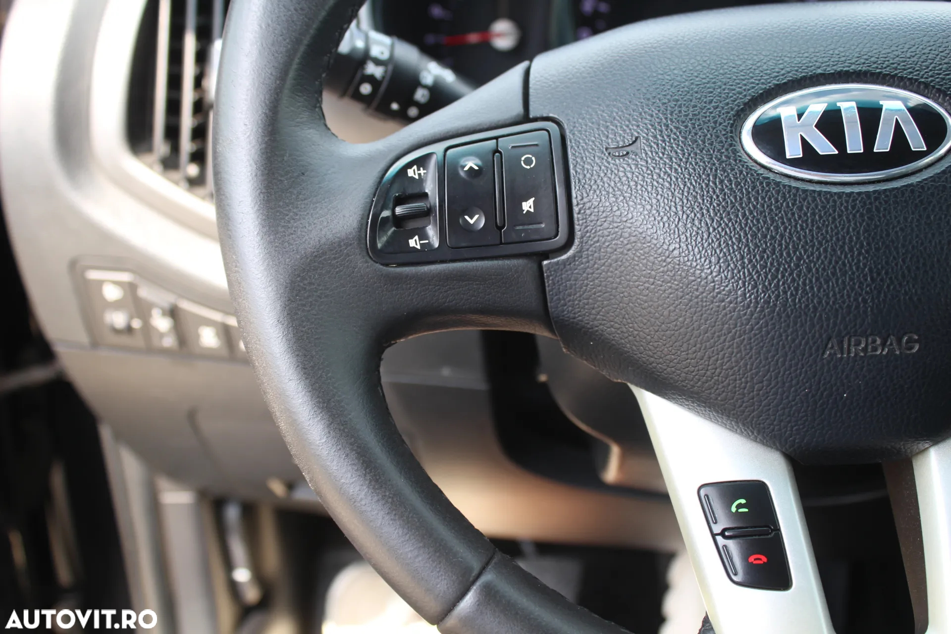 Kia Sportage 2.0 DSL MT 4x4 STYLE - 4