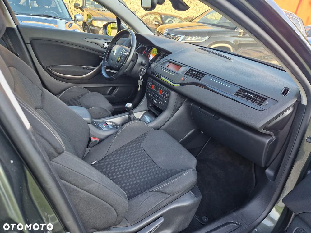 Citroën C5 2.0 16V Confort - 33
