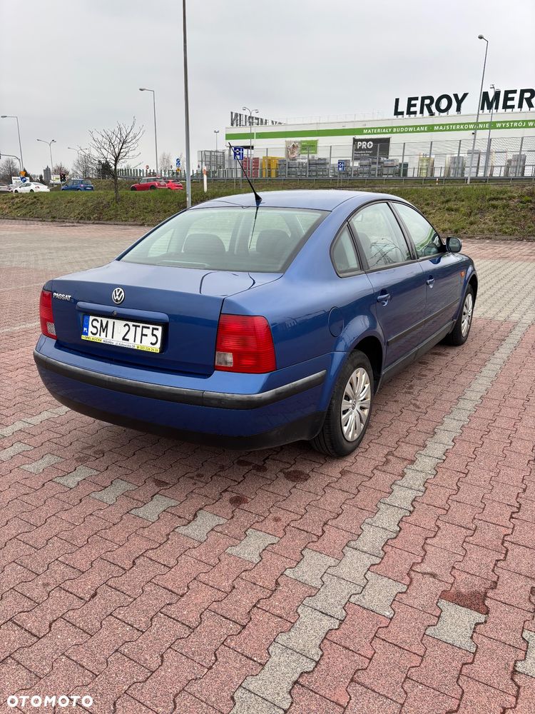 Volkswagen Passat - 3
