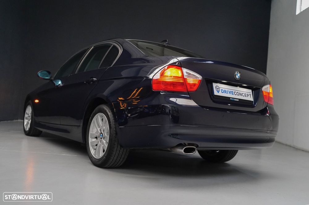 BMW 318 d Navigation - 15