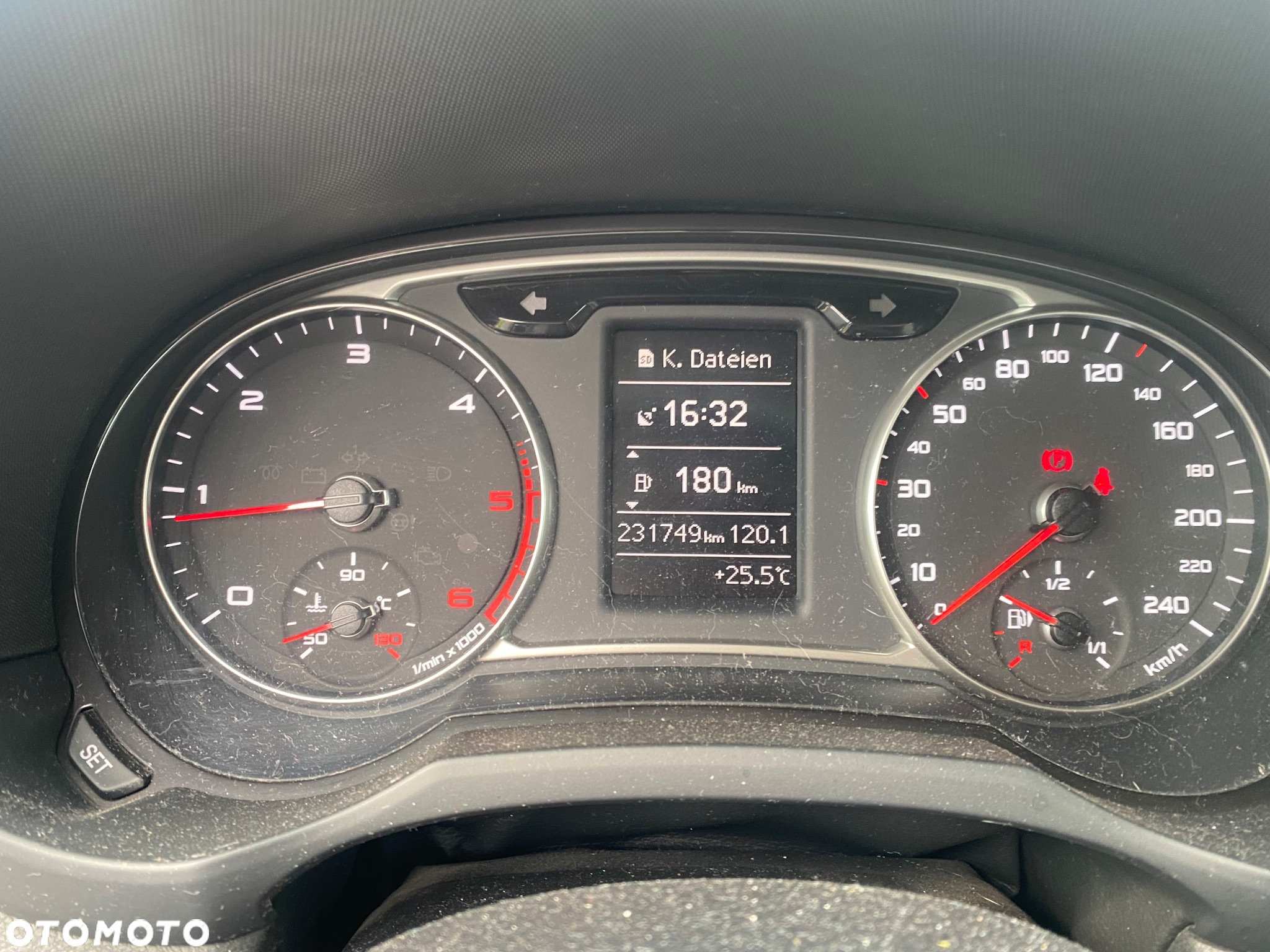 Audi A1 1.6 TDI Ambition - 8