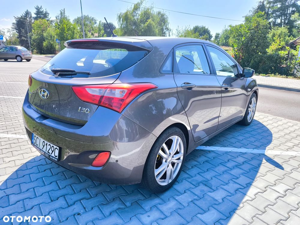 Hyundai i30 1.4 Classic + - 5