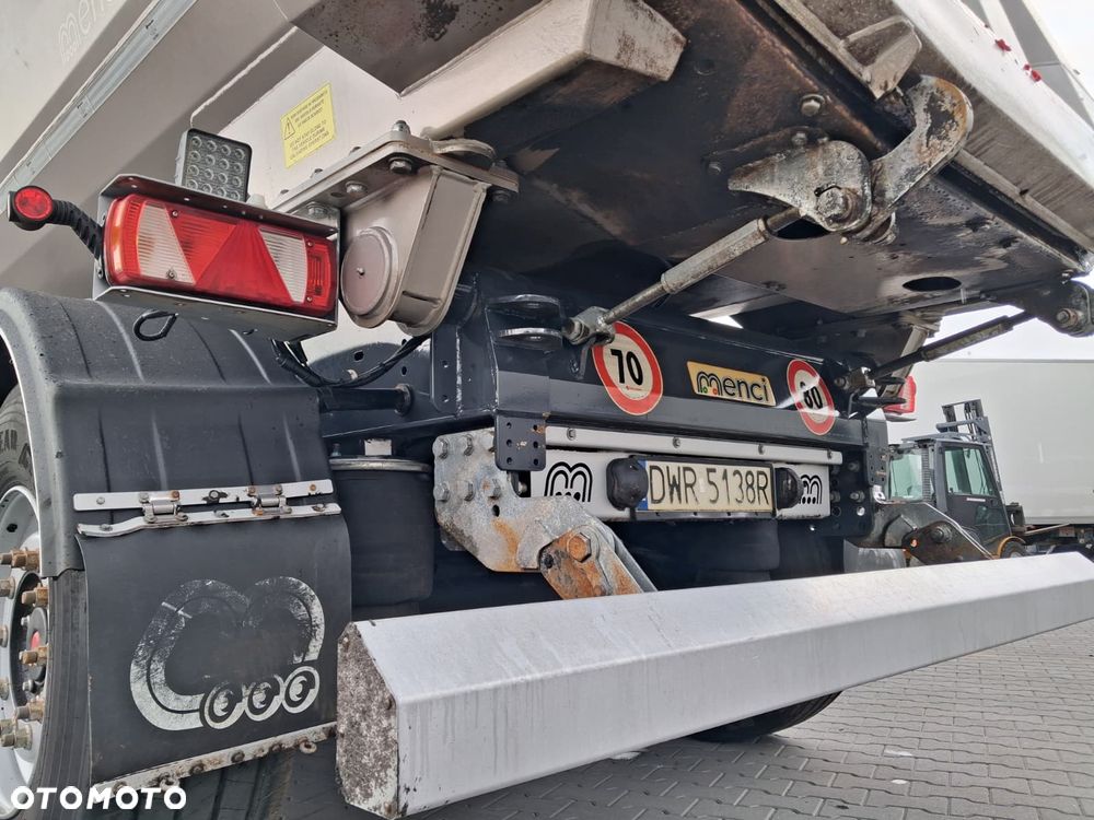 Menci Stalowa wywrotka 27m3, Elektryczny dach, Hardox - 4