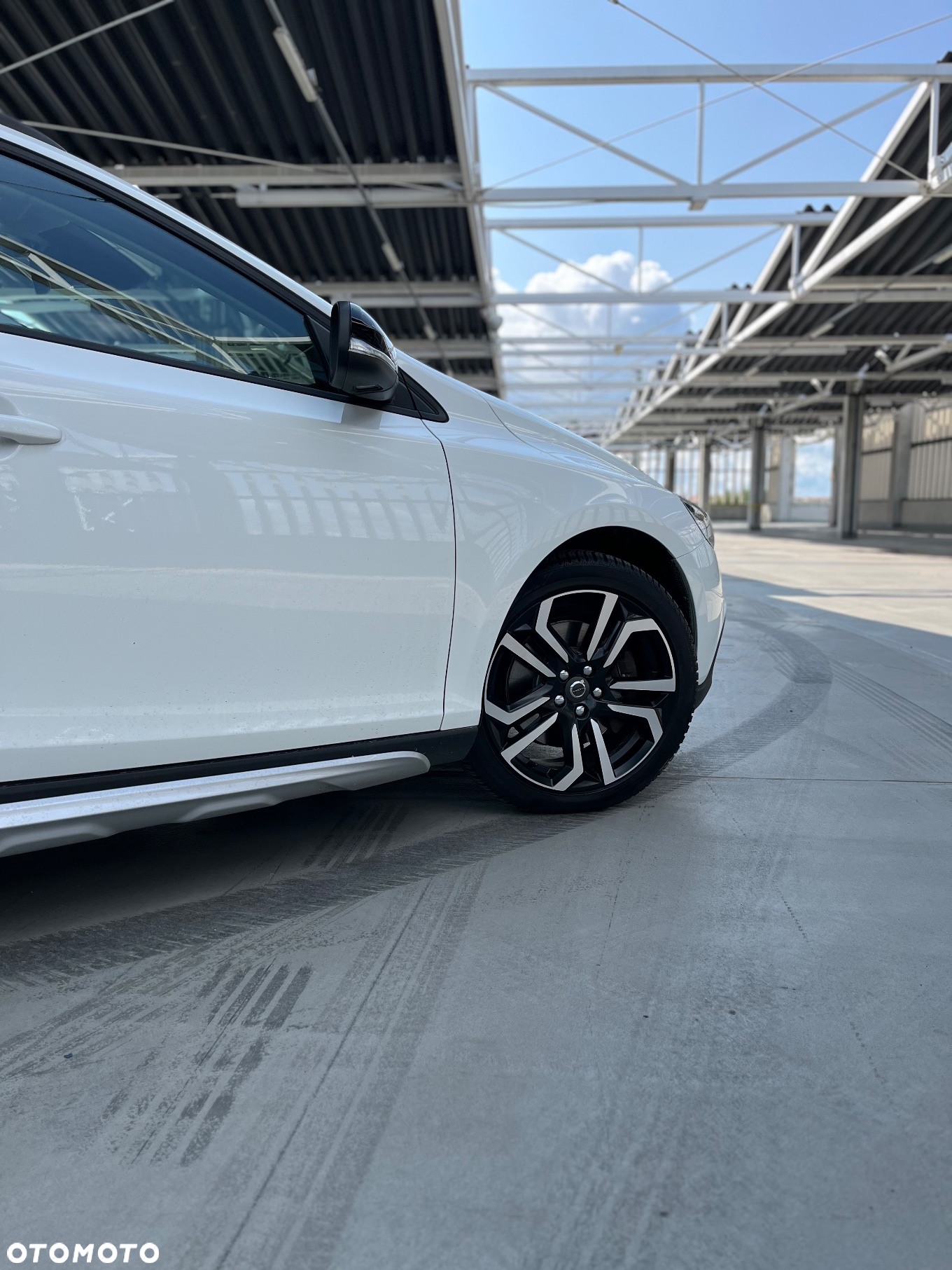 Volvo V40 Cross Country D4 Geartronic Momentum - 13
