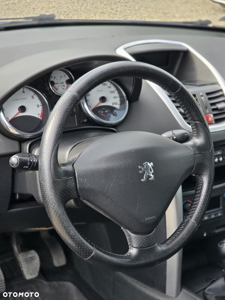 Peugeot 207 - 5