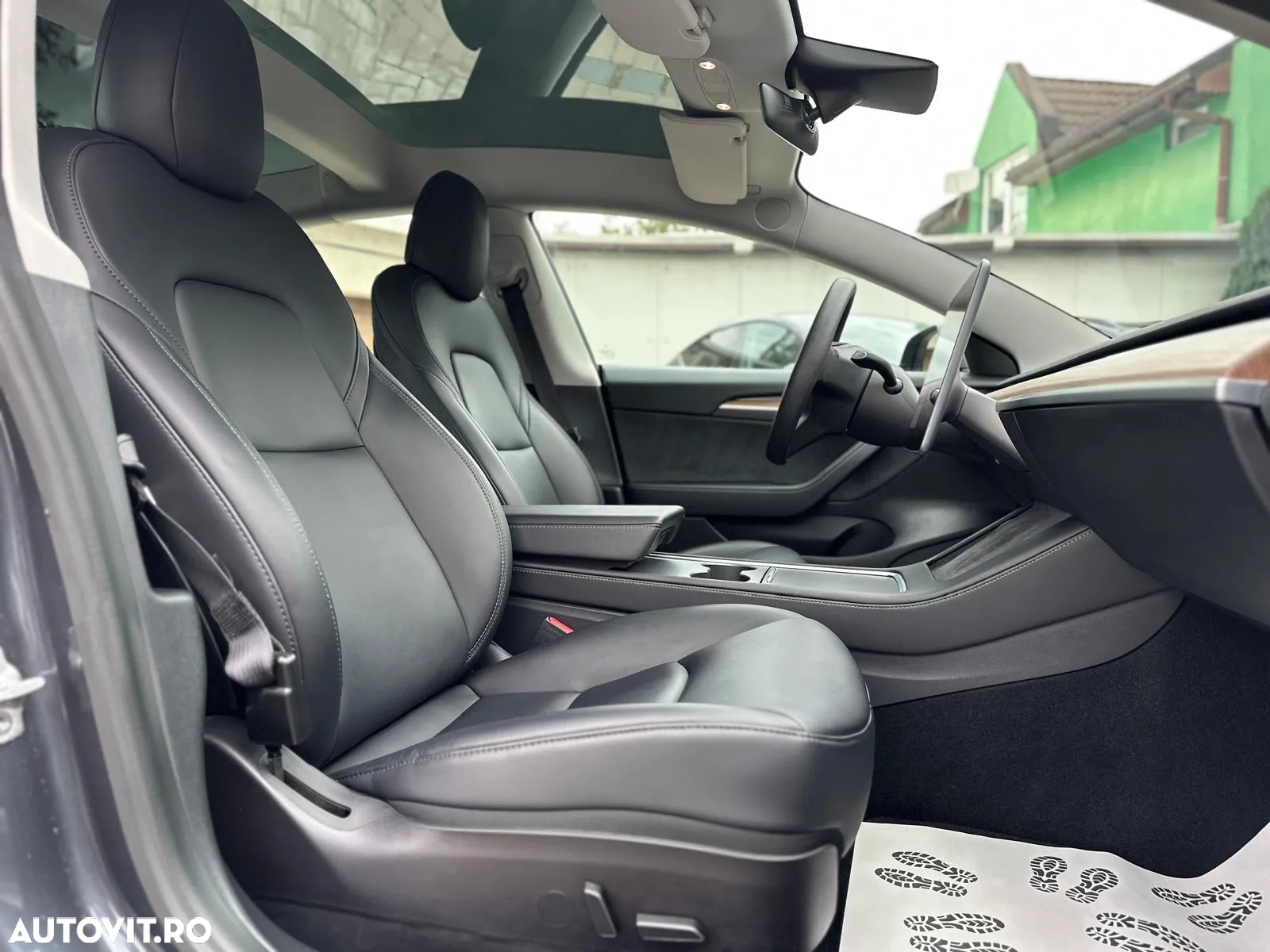 Tesla Model 3 Langstreckenbatterie Allradantrieb Dual Motor Performance - 30