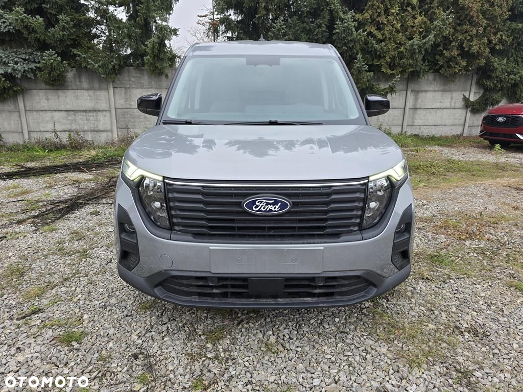 Ford Transit Courier - 2