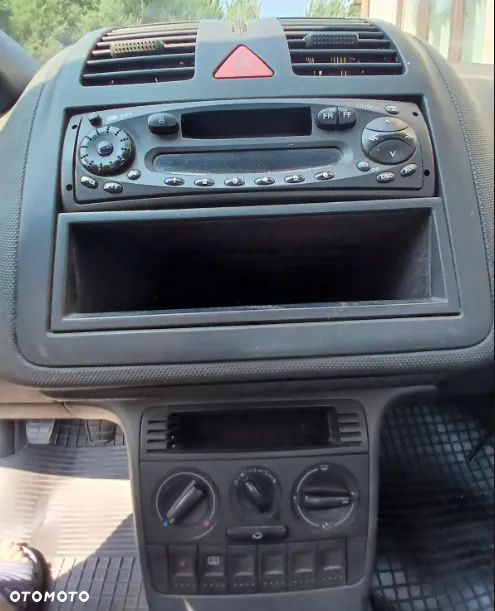 Volkswagen Polo Variant 1.4 - 6