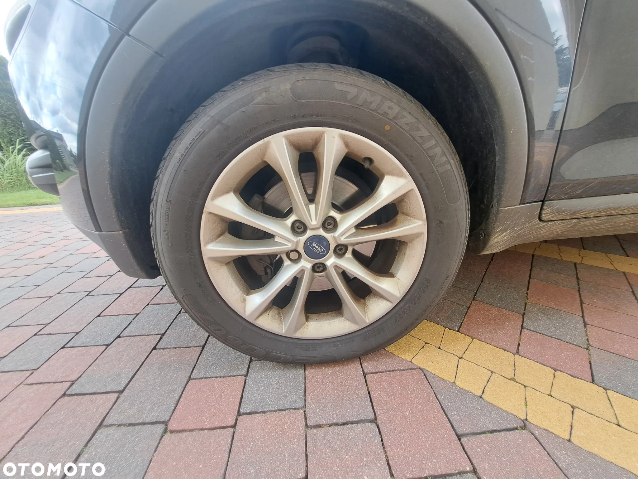Ford Kuga 2.0 TDCi Titanium - 4