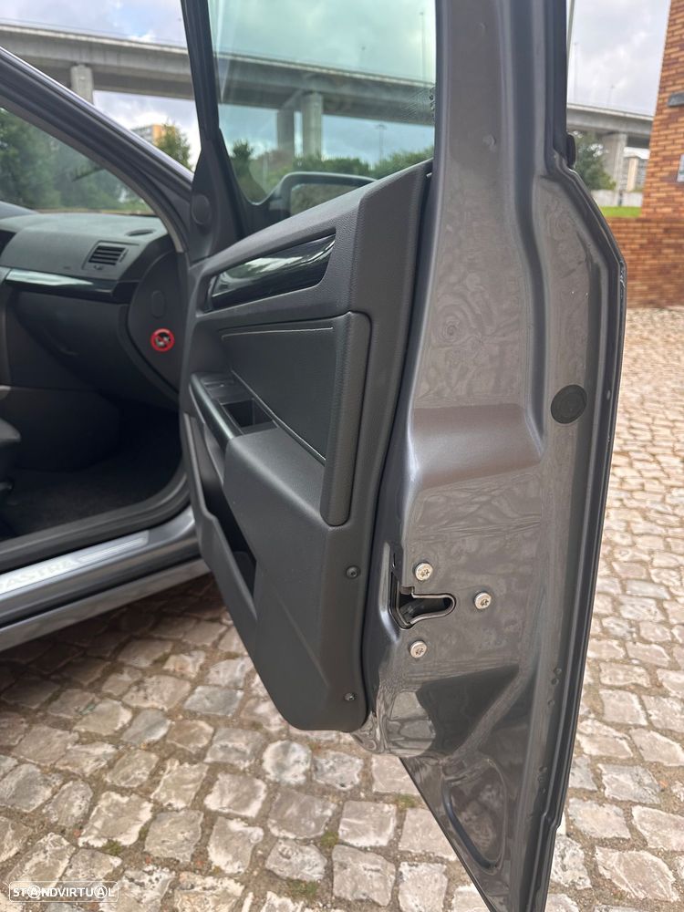 Opel Astra 1.7 CDTI Elegance - 40