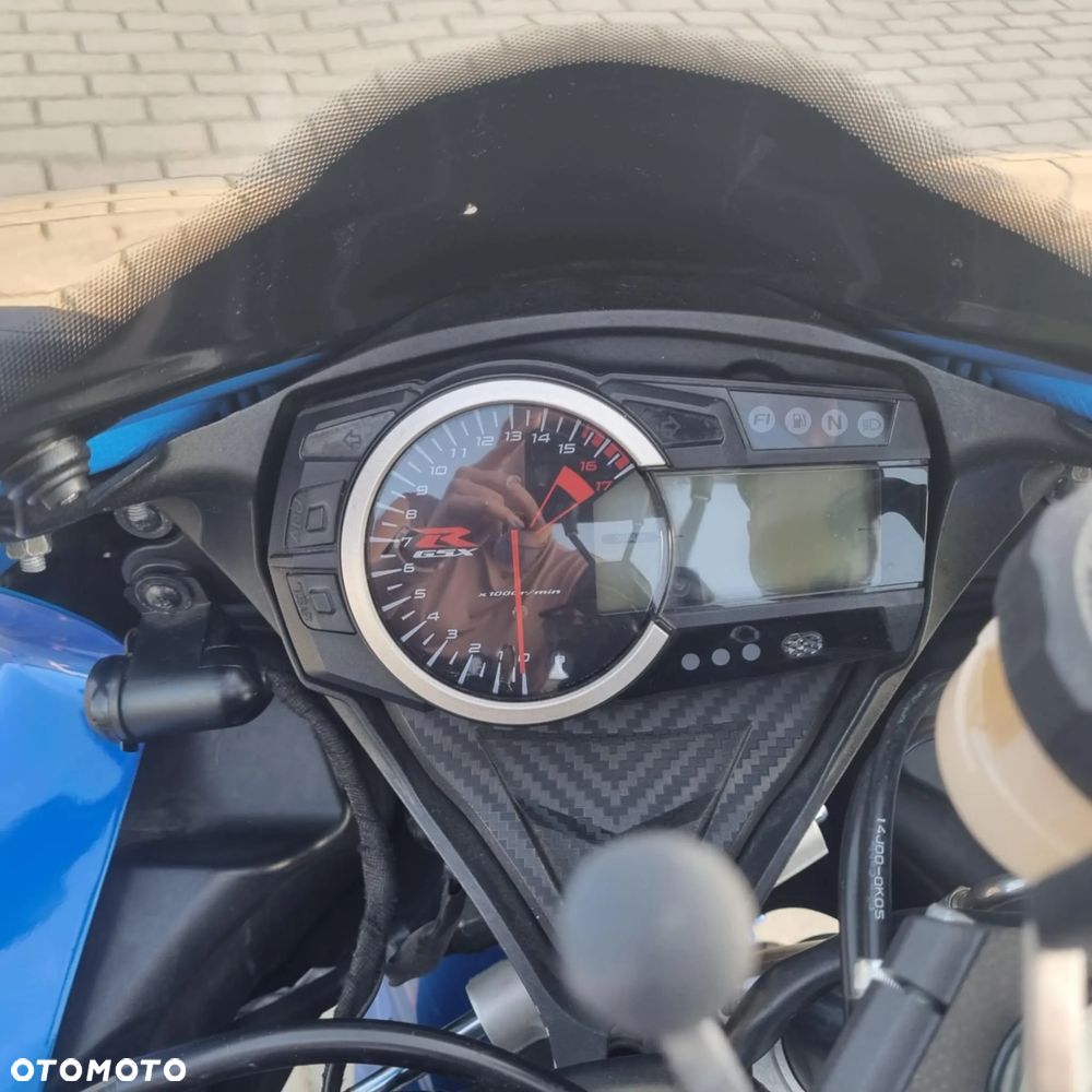 Suzuki GSX-R - 7