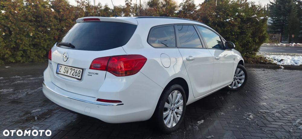 Opel Astra 1.6 CDTI Active - 11