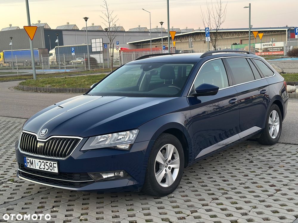 Skoda Superb 1.6 TDI Ambition - 3