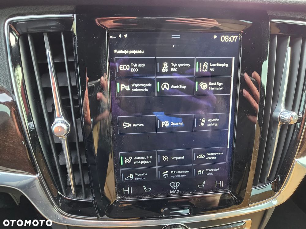 Volvo S90 D4 SCR Momentum Pro - 19