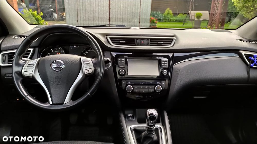 Nissan Qashqai 1.6 DIG-T N-Connecta - 5