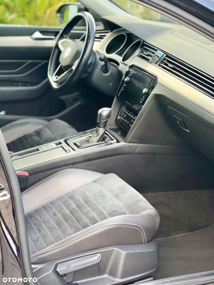 Volkswagen Passat 2.0 TDI SCR Highline DSG - 31