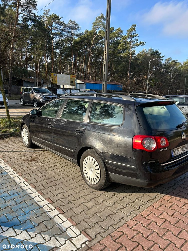 Volkswagen Passat 2.0 TDI Comfortline - 4