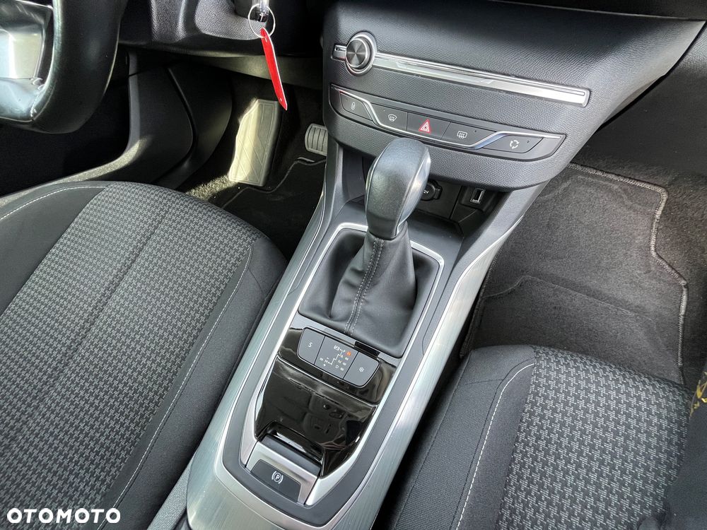 Peugeot 308 1.5 BlueHDi Active Pack S&S EAT8 - 15