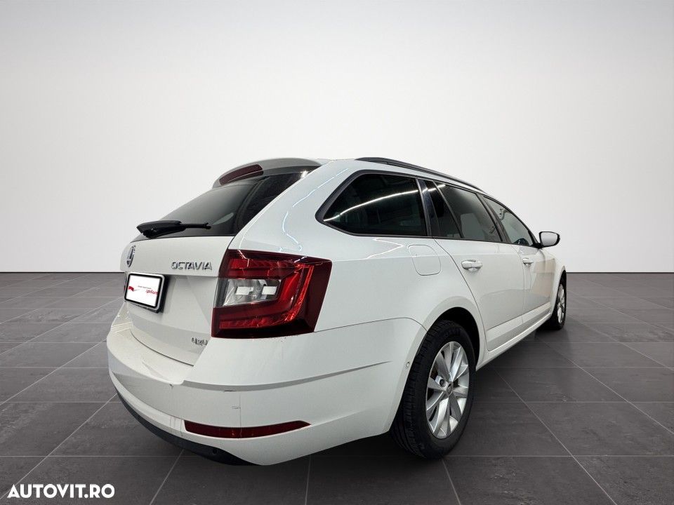 Skoda Octavia - 6