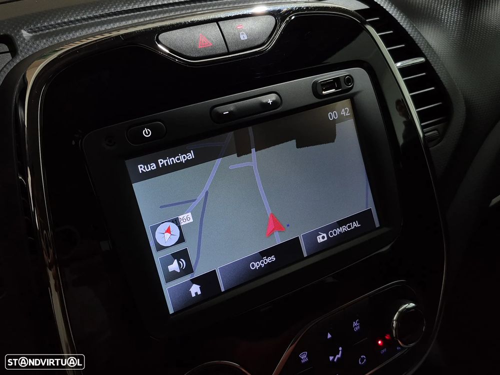 Renault Captur dCi 90 EDC Dynamique - 19