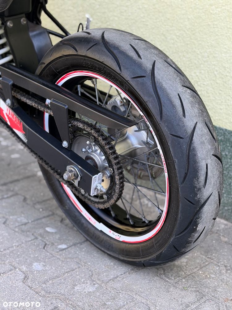 Yamaha WR - 20