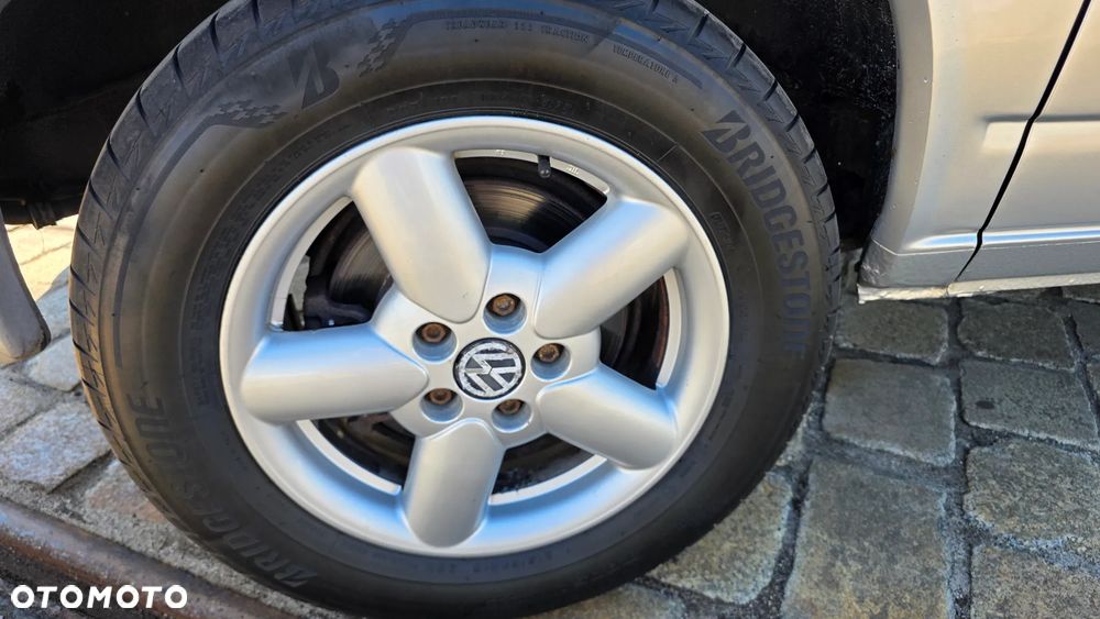 Volkswagen Multivan - 22