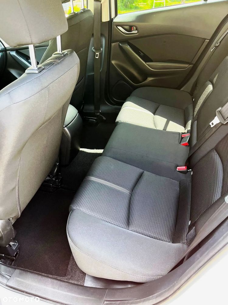 Mazda 3 SKYACTIV-D 105 NAKAMA - 9