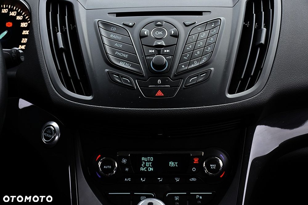 Ford Kuga 2.0 TDCi 4x4 Titanium - 22