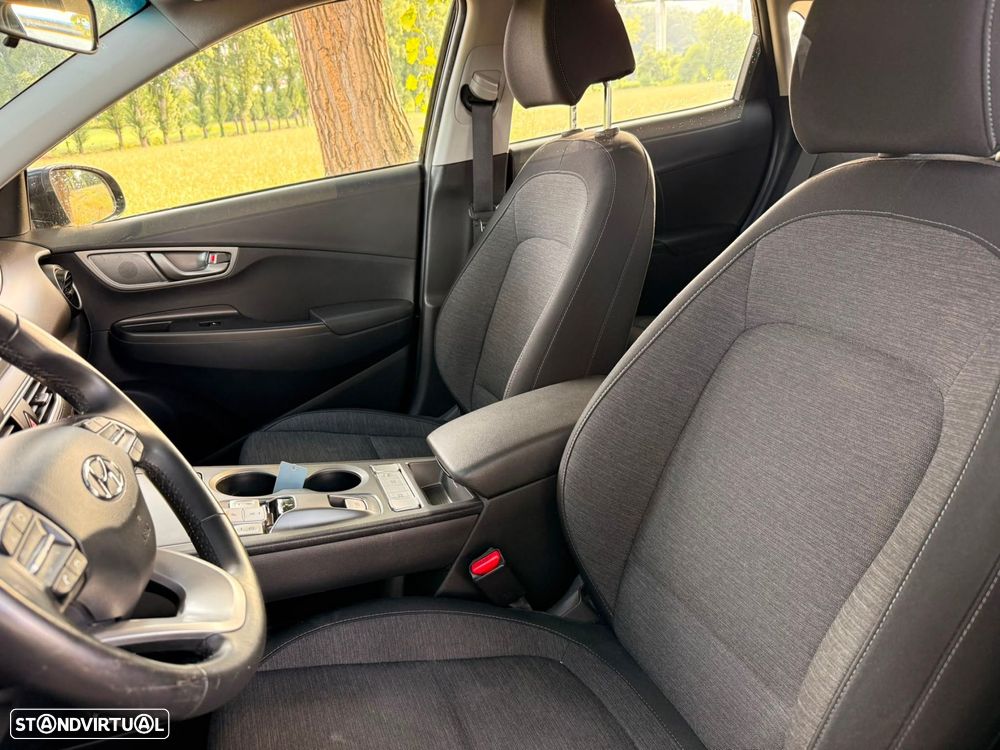 Hyundai Kauai - 12