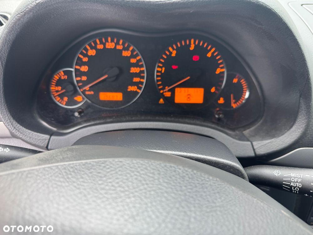 Toyota Avensis 2.2 D-CAT Sol plus NAVI - 6