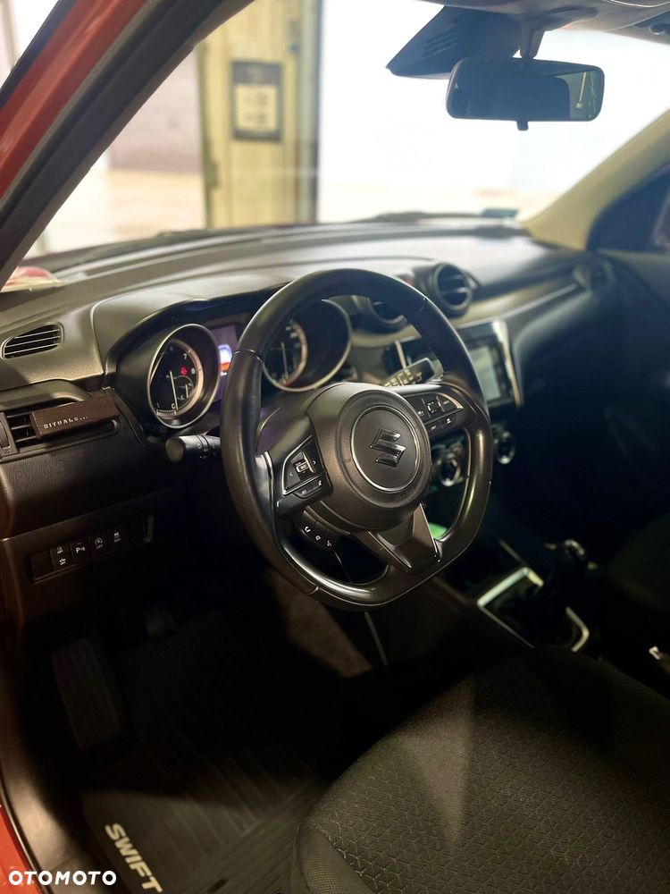 Suzuki Swift - 11