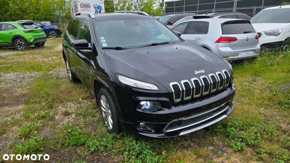 Jeep Cherokee - 4