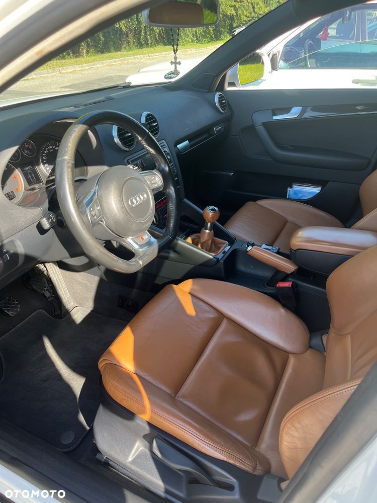 Audi A3 2.0 TDI DPF quattro S line Sportpaket - 12