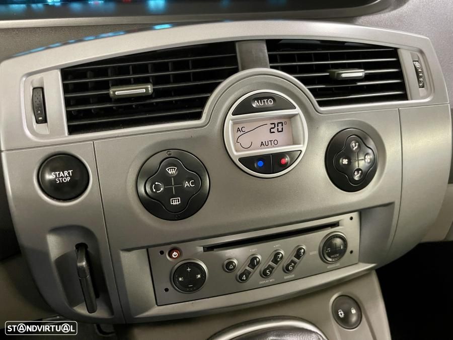 Renault Scénic 1.5 dCi Dynamique S - 11