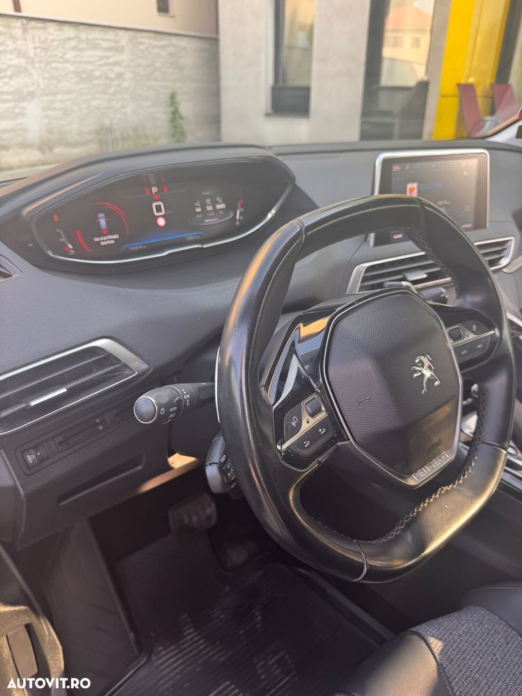 Peugeot 5008 1.5L BlueHDI EAT8 S&S Allure Pack - 11