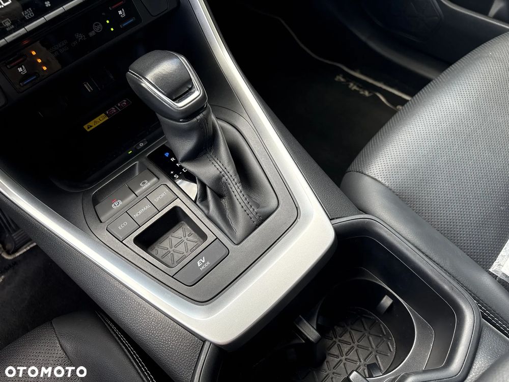 Toyota RAV4 2.5 Hybrid Executive 4x2 - 17