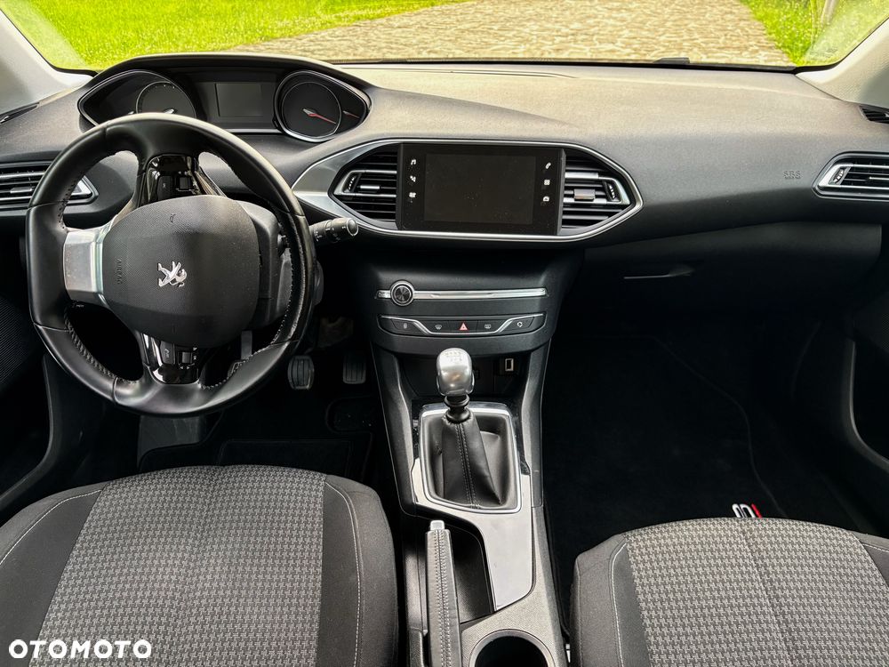 Peugeot 308 - 6